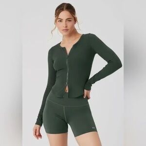 Alo Yoga Ribbed Stardust Jacket in Cactus Green